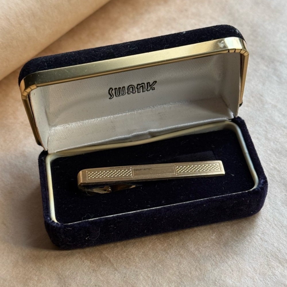 Swank Gold Tie Clip